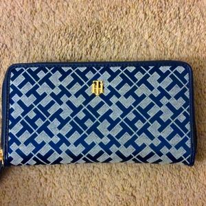 Tommy Hilfiger Wallet